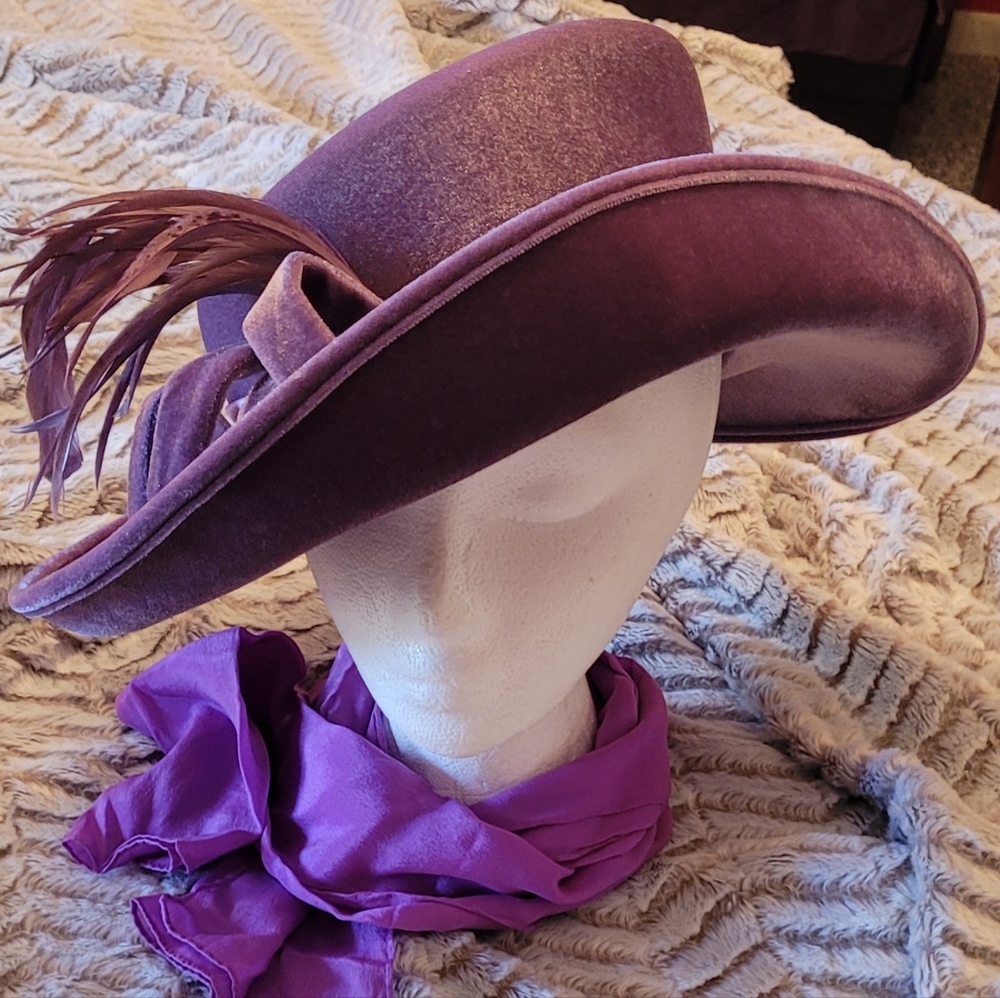 Violet kakyco velvet felted hat with feathering and spiral self material trim